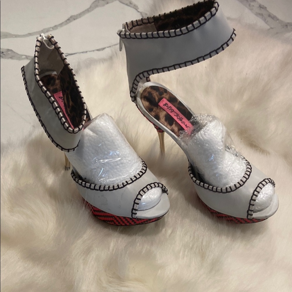 Betsey Johnson White and Black Heels with Baseball-Inspired Design